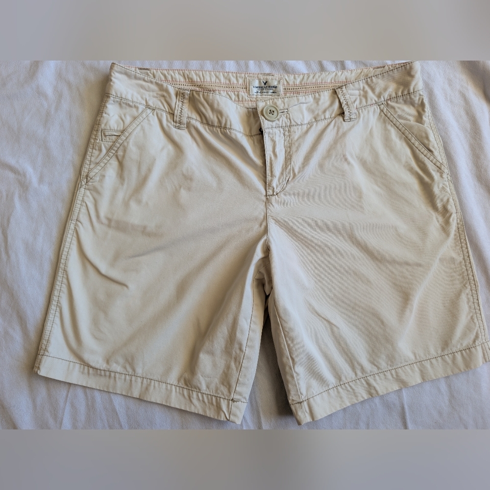Vintage American Eagle Shorts Size 10 Khaki Bermuda Chino